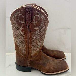 Ariat Women’s Round Up Wide Square Toe Western Boot size 10 NEW w/out tag
